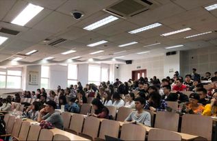首都經(jīng)濟(jì)貿(mào)易大學(xué)新聞網(wǎng)組織文化藝術(shù)交流活動(dòng)，推動(dòng)校內(nèi)外文化交流